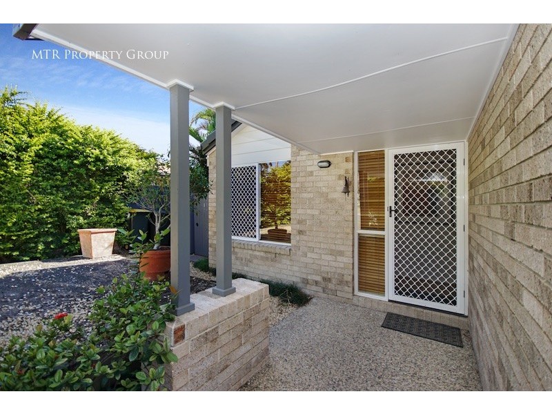 6 Beerwah Place, Forest Lake QLD 4078