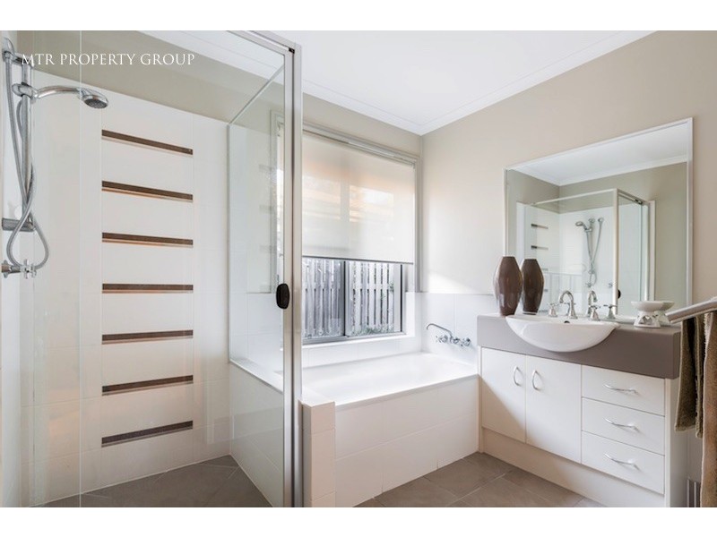 22 Cypress Street, Heathwood QLD 4110