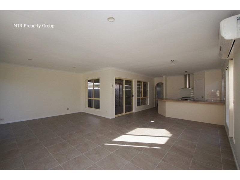 27 Rimu Crescent, Forest Lake QLD 4078