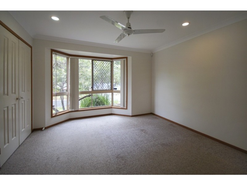 15 Serrata Circuit, Forest Lake QLD 4078