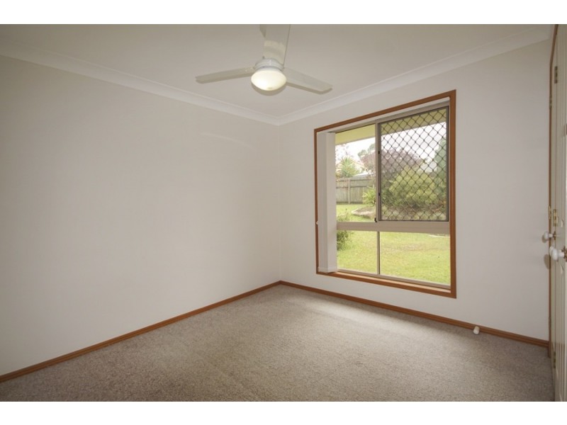 15 Serrata Circuit, Forest Lake QLD 4078