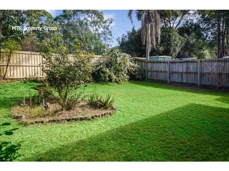 4 McKenzie Place, Forest Lake QLD 4078