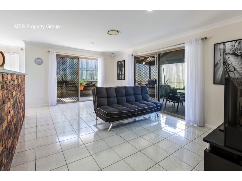 39 Amara Crescent, Forest Lake QLD 4078