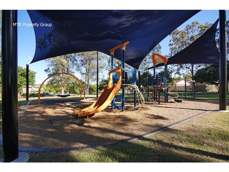 39 Amara Crescent, Forest Lake QLD 4078