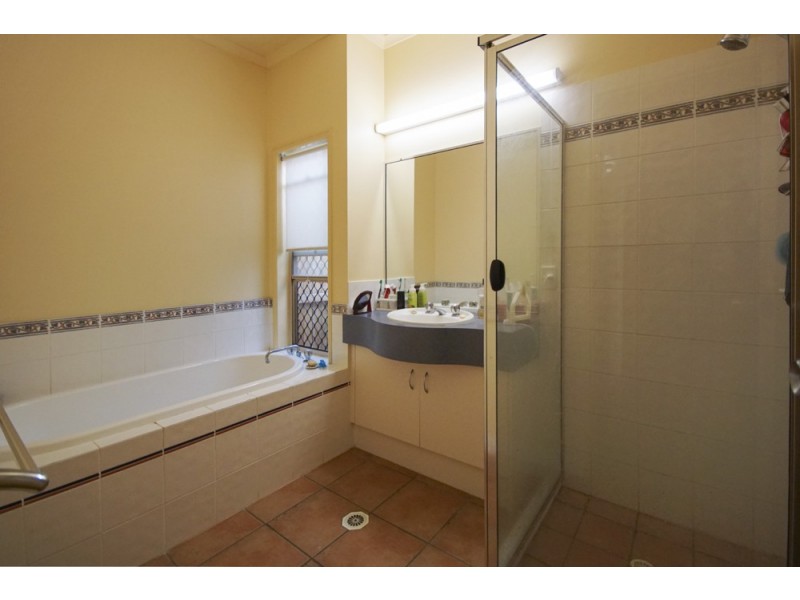 11 Montego Way, Forest Lake QLD 4078