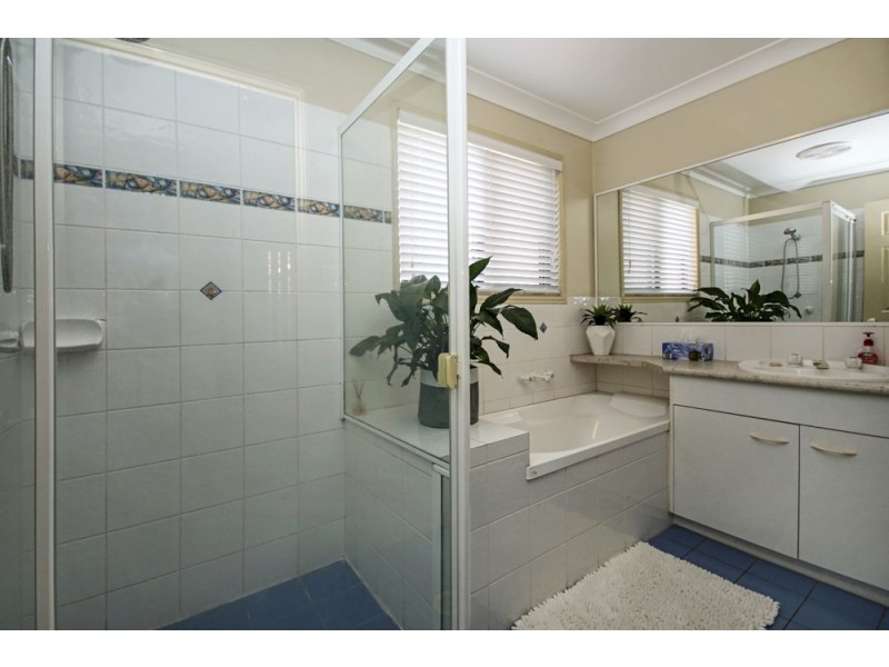 27 Centennial Way, Forest Lake QLD 4078