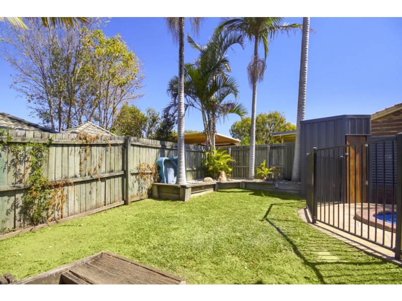 6 Cobaki Place, Forest Lake QLD 4078