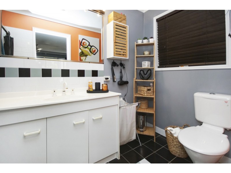 6 Cobaki Place, Forest Lake QLD 4078