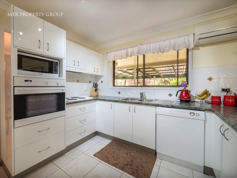 109 Talinga Drive, Park Ridge QLD 4125