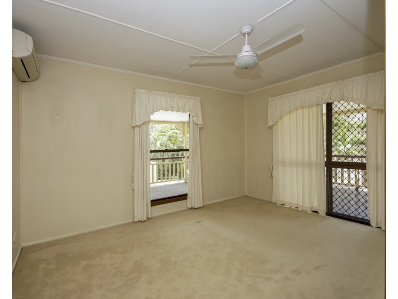 86 Devries Road, Pallara QLD 4110