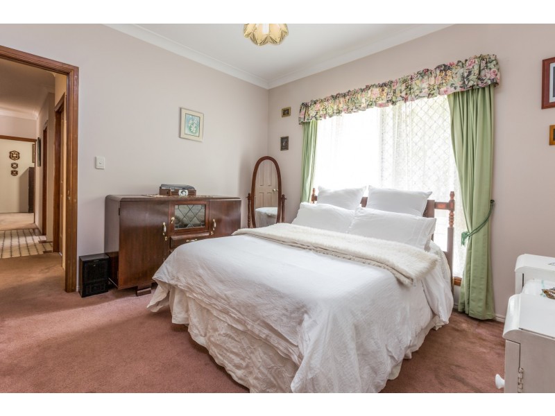 63 Renoir Crescent, Forest Lake QLD 4078