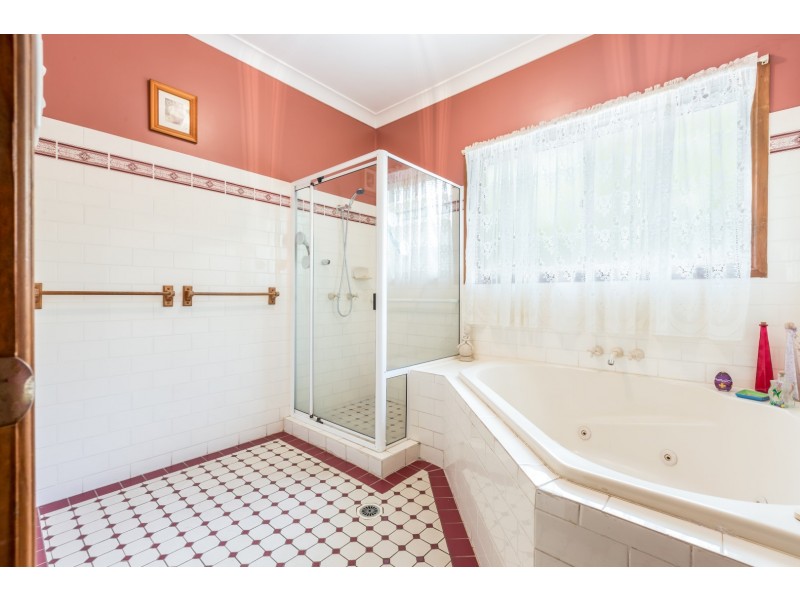 63 Renoir Crescent, Forest Lake QLD 4078