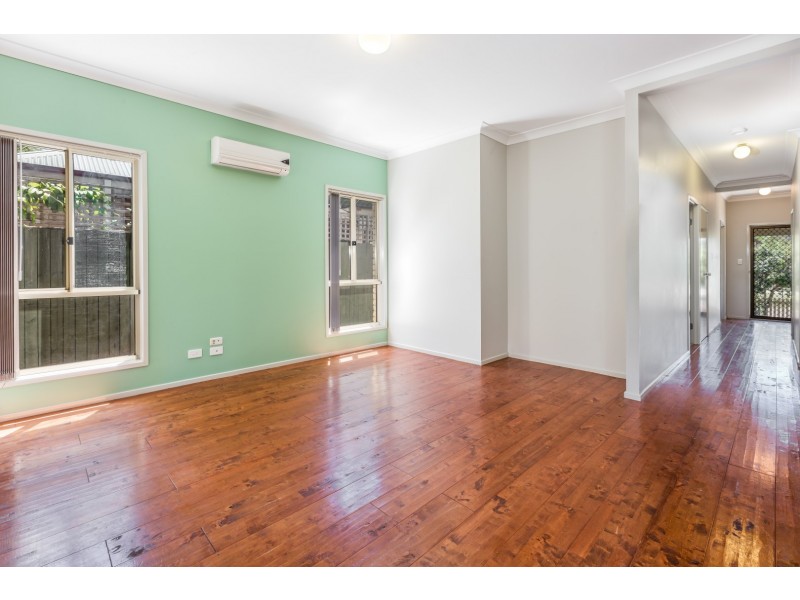 34 Eden Crescent, Springfield Lakes QLD 4300