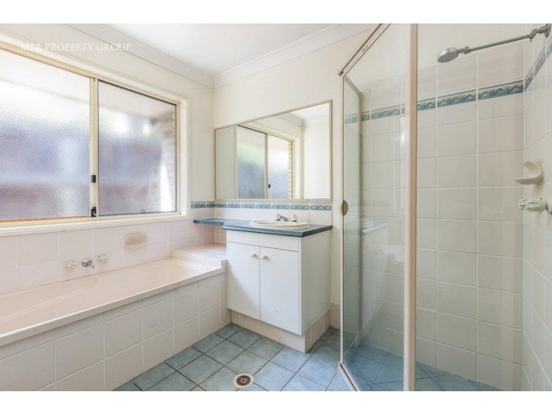 6 Anatini Place, Forest Lake QLD 4078