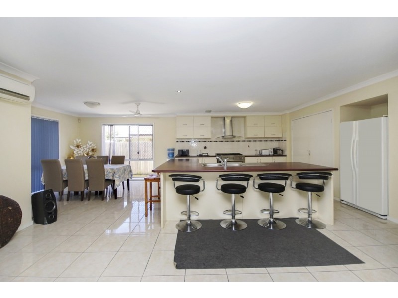 4 Eungella Terrace, Forest Lake QLD 4078