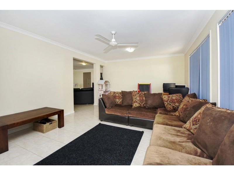4 Eungella Terrace, Forest Lake QLD 4078