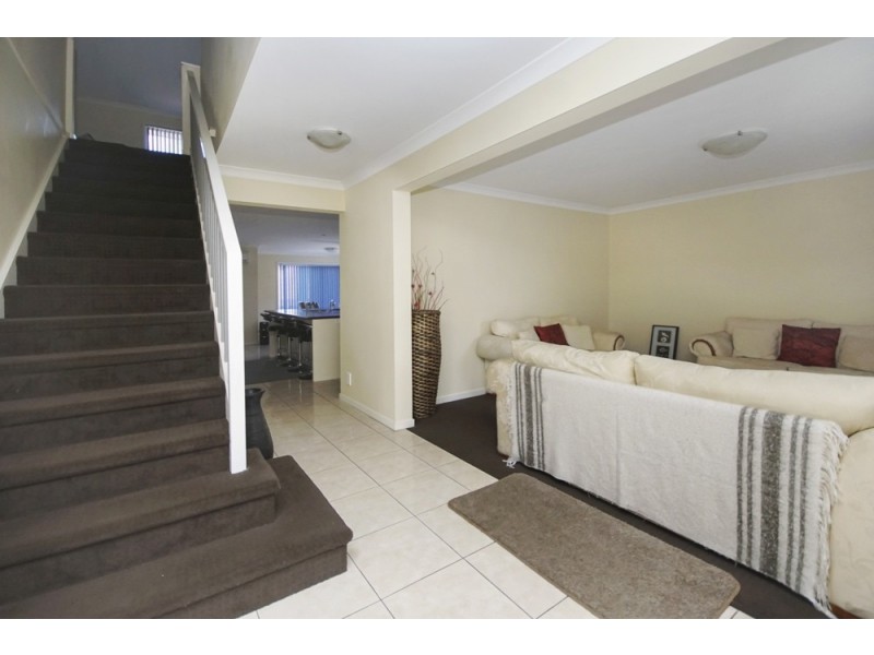 4 Eungella Terrace, Forest Lake QLD 4078