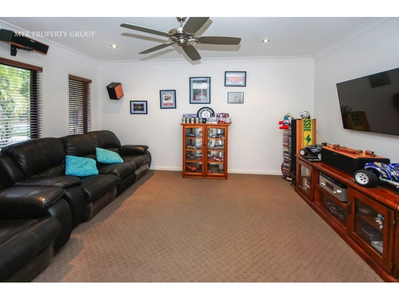 93 Laurel Street, Heathwood QLD 4110