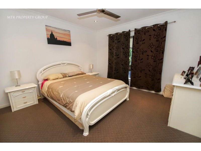 93 Laurel Street, Heathwood QLD 4110