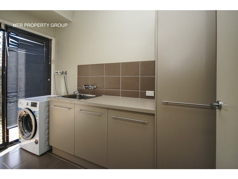 23 Paperbark Crescent, Heathwood QLD 4110