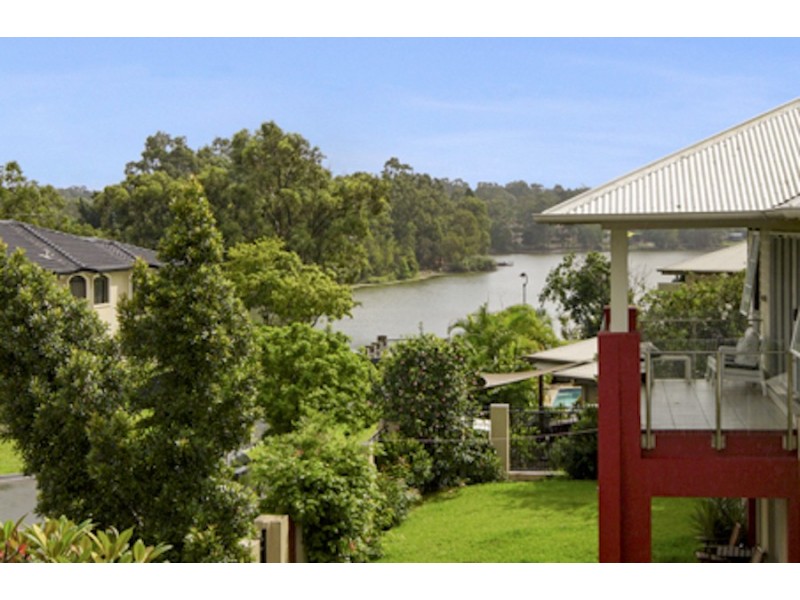 5 Riviera Way, Forest Lake QLD 4078
