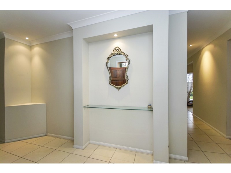 5 Riviera Way, Forest Lake QLD 4078