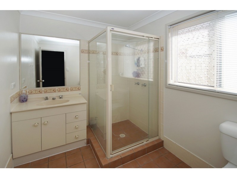 24 Sherwood Place, Forest Lake QLD 4078