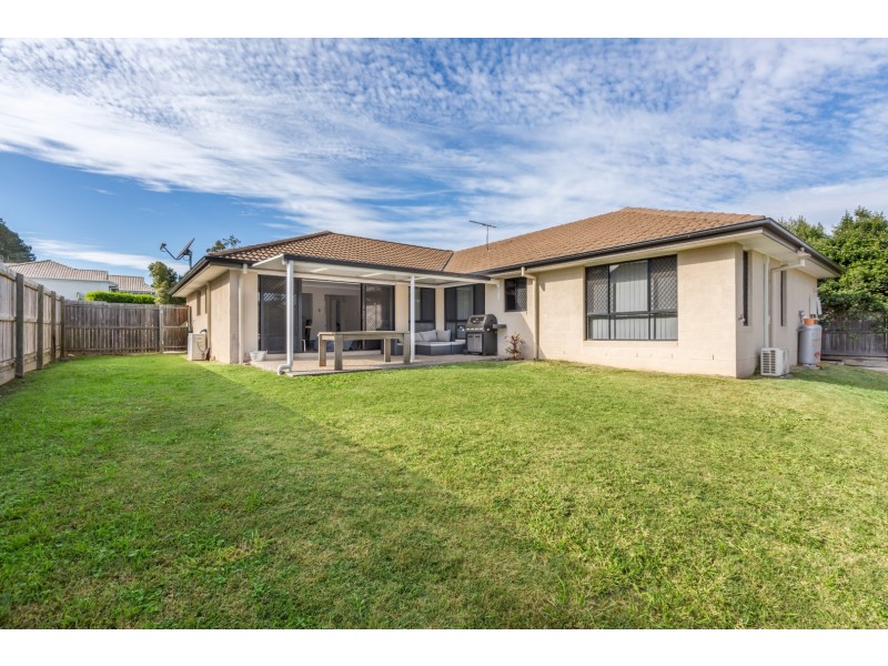 19 Brushwood Circuit, Forest Lake QLD 4078