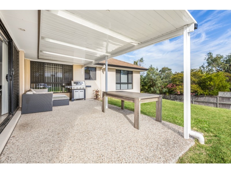 19 Brushwood Circuit, Forest Lake QLD 4078