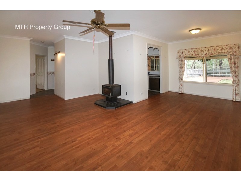 12 Noumea Place, Forest Lake QLD 4078