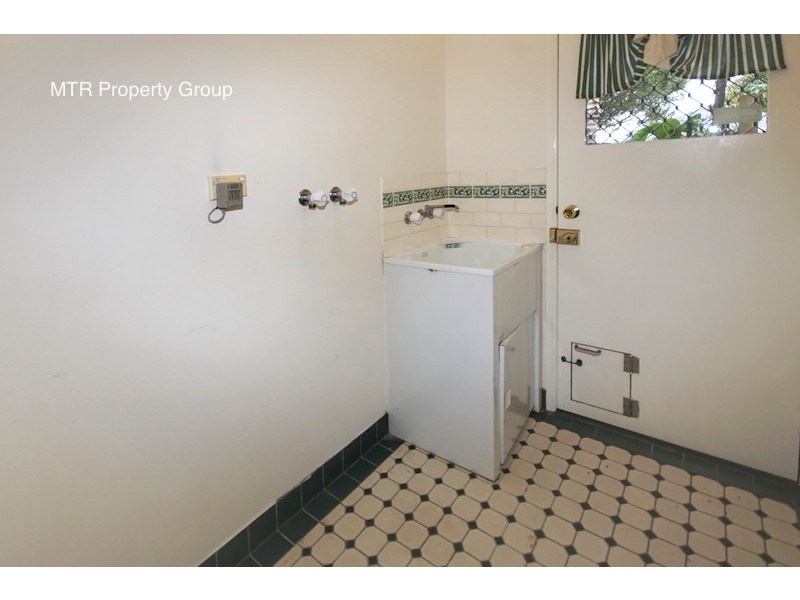 12 Noumea Place, Forest Lake QLD 4078