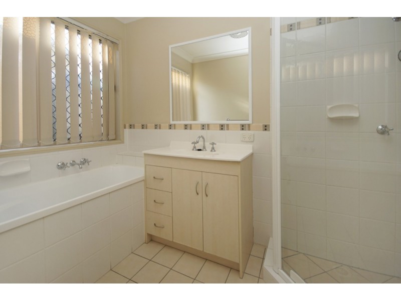 68 Jubilee Avenue, Forest Lake QLD 4078