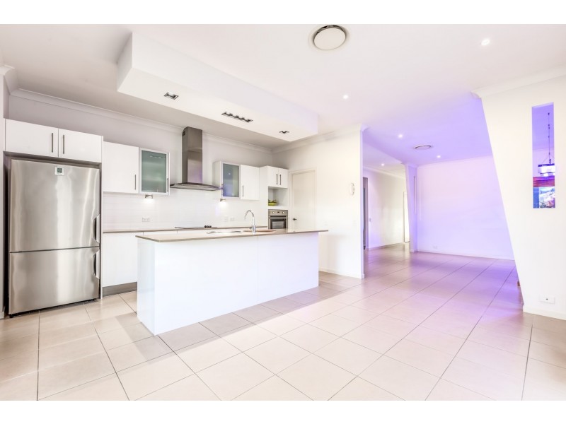 63 Hawthorne Street, Forest Lake QLD 4078