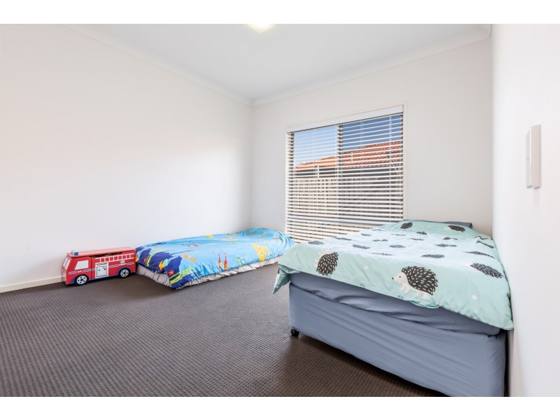 63 Hawthorne Street, Forest Lake QLD 4078