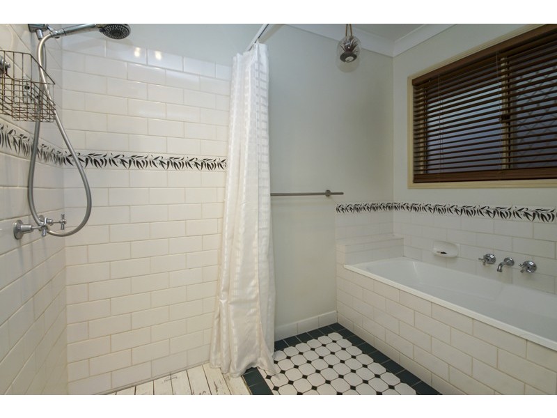 3 Patula Close, Forest Lake QLD 4078