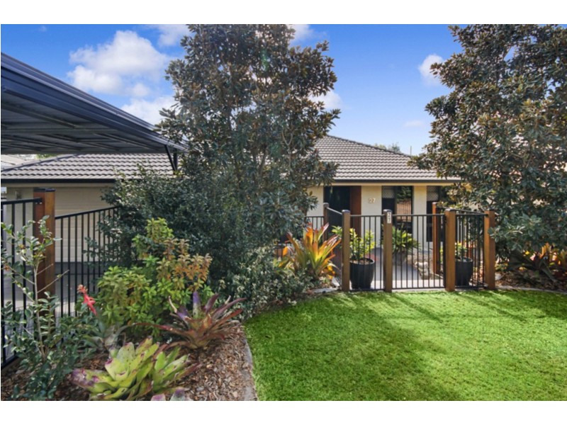 27 Paperbark Crescent, Heathwood QLD 4110