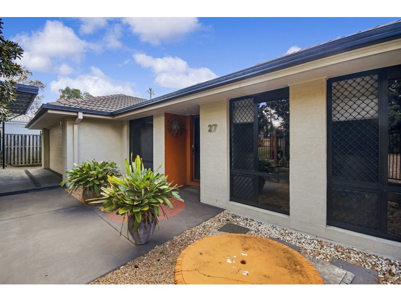27 Paperbark Crescent, Heathwood QLD 4110