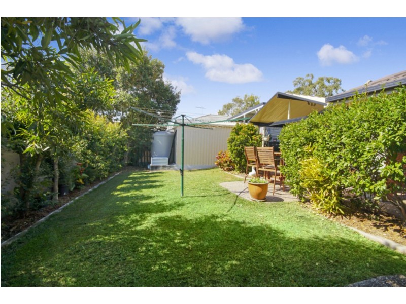 27 Paperbark Crescent, Heathwood QLD 4110