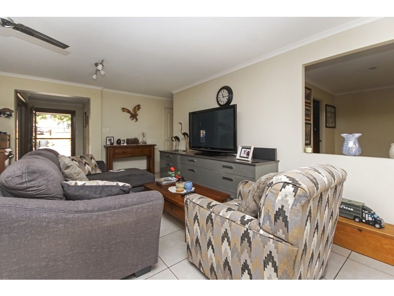 27 Paperbark Crescent, Heathwood QLD 4110