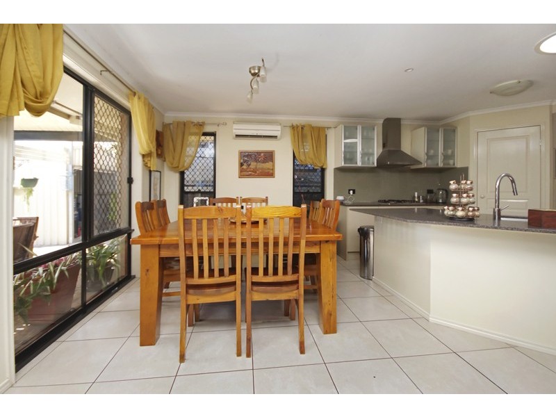 27 Paperbark Crescent, Heathwood QLD 4110