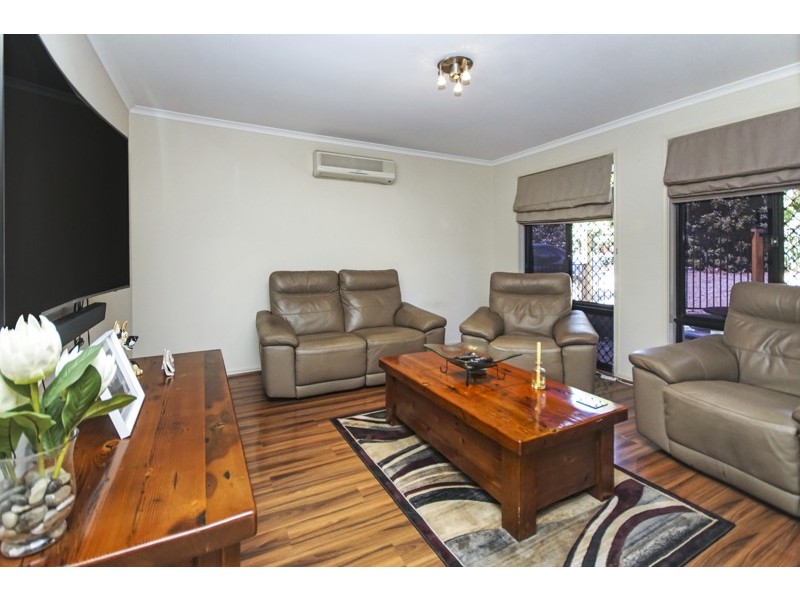 27 Paperbark Crescent, Heathwood QLD 4110
