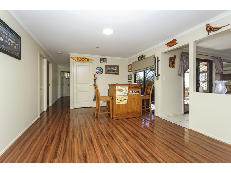 27 Paperbark Crescent, Heathwood QLD 4110