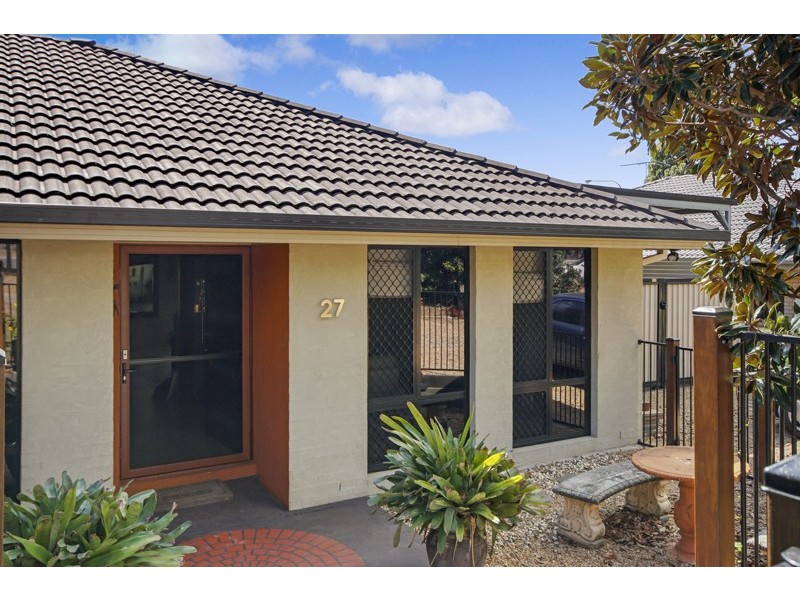 27 Paperbark Crescent, Heathwood QLD 4110