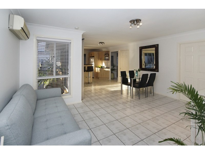 13 Norfolk Street, Forest Lake QLD 4078