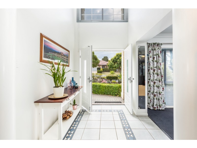 14 Camberwell Place, Forest Lake QLD 4078