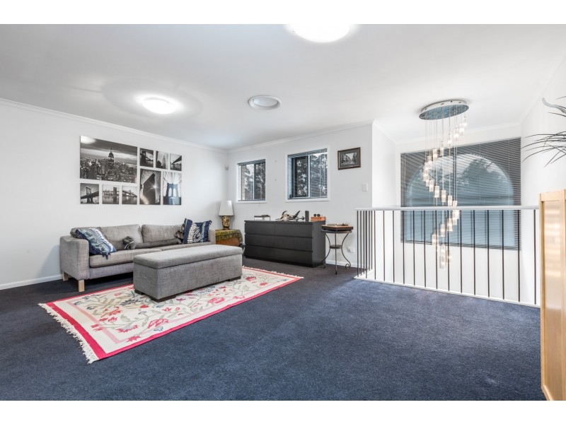 14 Camberwell Place, Forest Lake QLD 4078