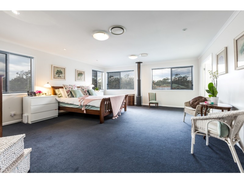 14 Camberwell Place, Forest Lake QLD 4078