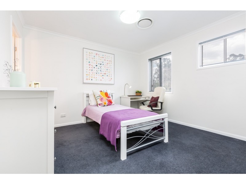 14 Camberwell Place, Forest Lake QLD 4078