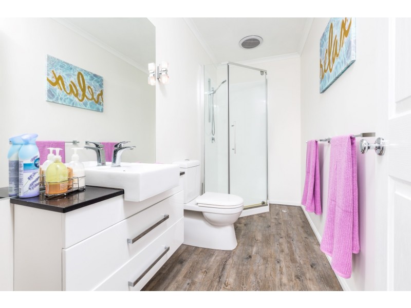 14 Camberwell Place, Forest Lake QLD 4078