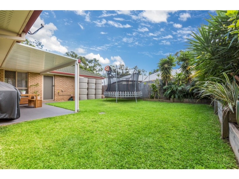 4 Hinchinbrook Circuit, Forest Lake QLD 4078